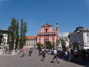 Place Preseren et le Triple Pont