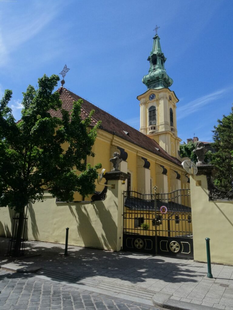 Église serbe Budapest